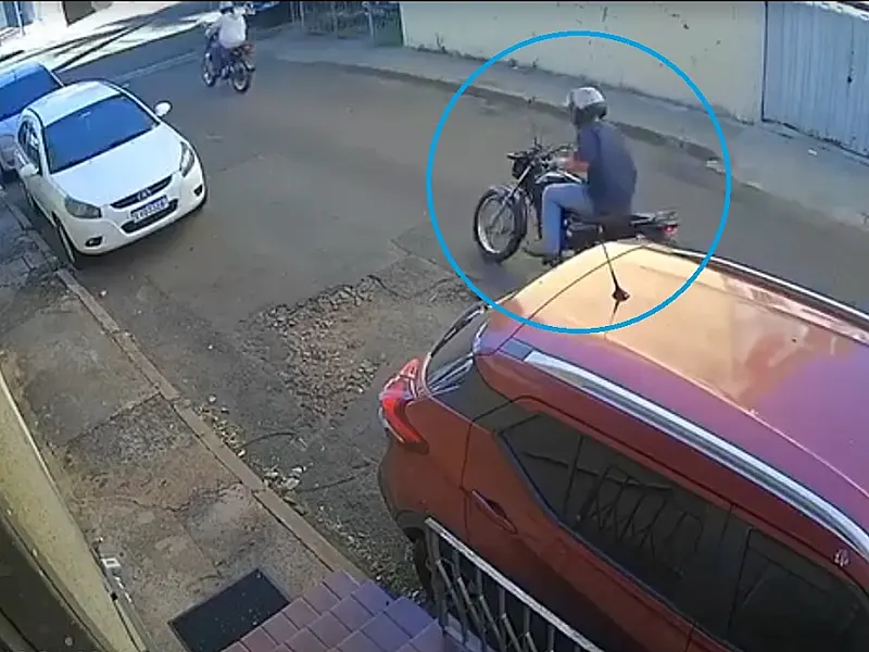 VÍDEO: Jovem faz apelo para encontrar motocicleta furtada em Campo Grande