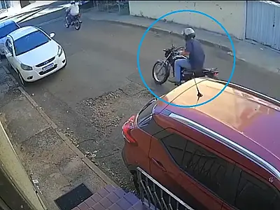 VÍDEO: Jovem faz apelo para encontrar motocicleta furtada em Campo Grande