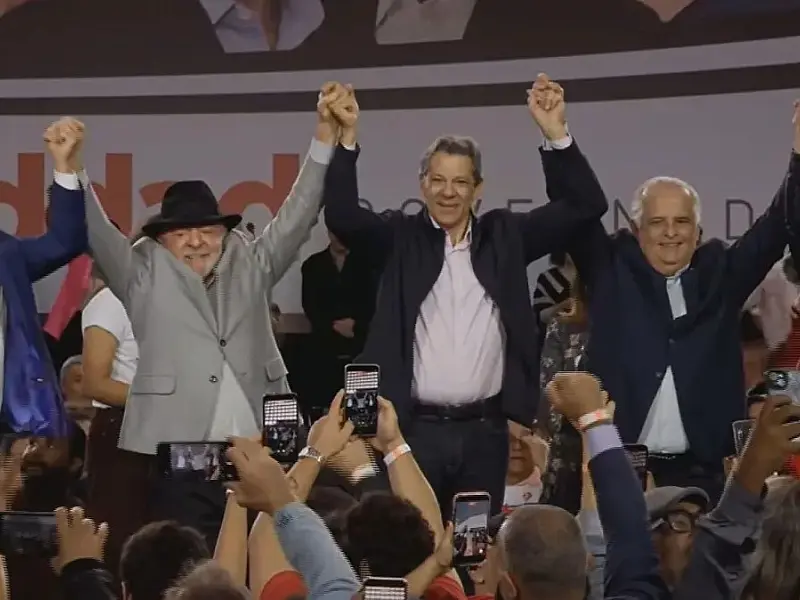Lula usa convenção de Haddad para defender soberania do Brasil e oficializar palanque em São Paulo