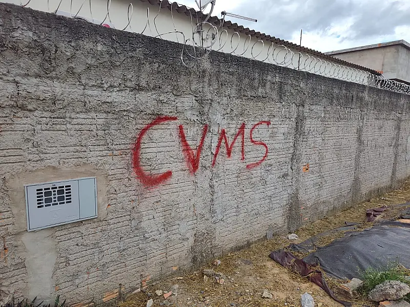 Faccionada do CV que auxiliava ações ligadas a homicídios é presa em Batayporã