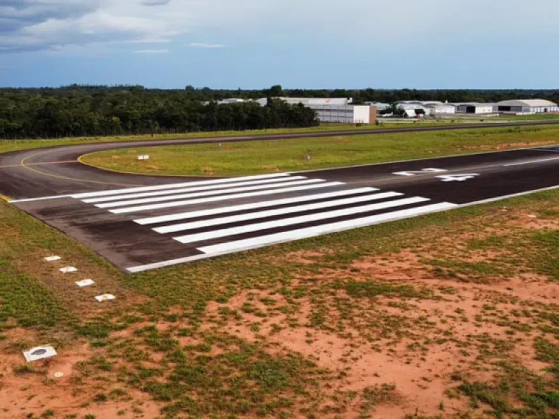 Bombeiros fazem buscas por avião que teria caído próximo ao aeroporto Santa Maria