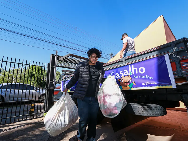 Dia D da Campanha do Agasalho arrecada doações nesta sexta-feira na Praça do Rádio