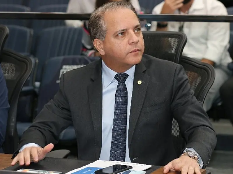 Coronel David desponta como opção do PL após baixas na chapa federal