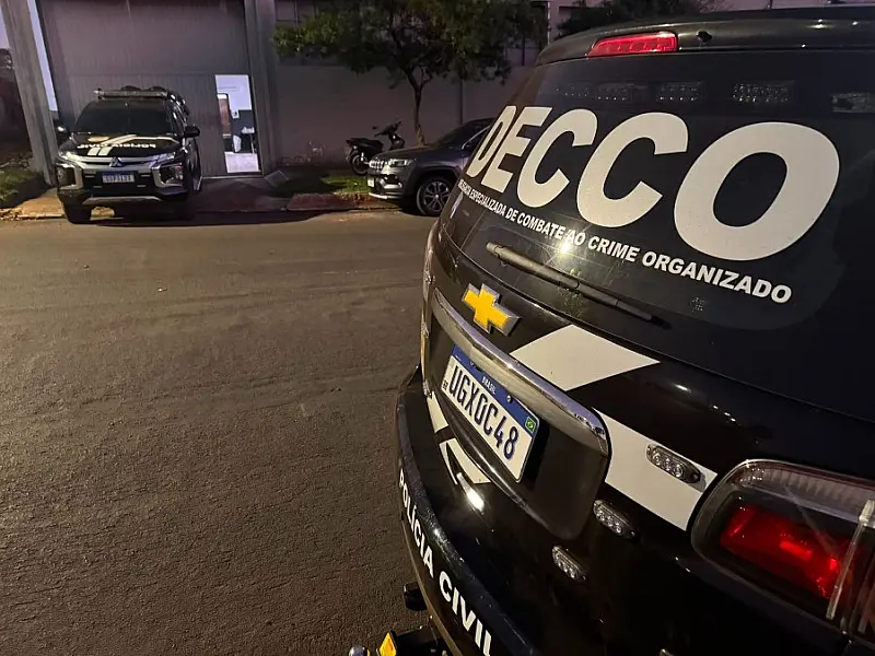 Faccionado é preso com sprays após série de pichações em Nova Andradina