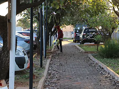 Técnico do HRMS deixa prisão após 10 dias e defesa diz que não há indícios de crime