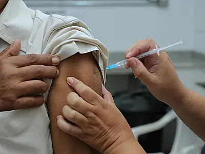 USF Caiçara e Cristo Redentor têm plantão de vacinação neste sábado