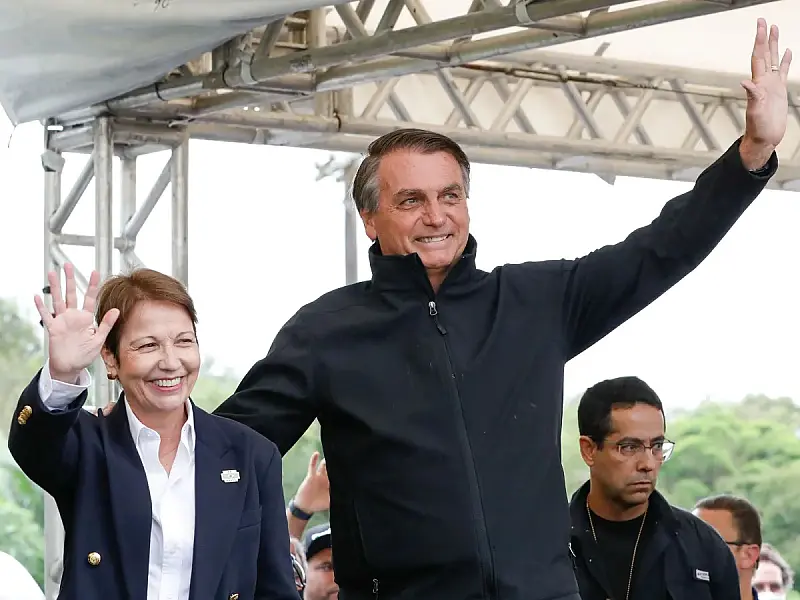 Tereza Cristina recusa convite para ser vice de Flávio Bolsonaro