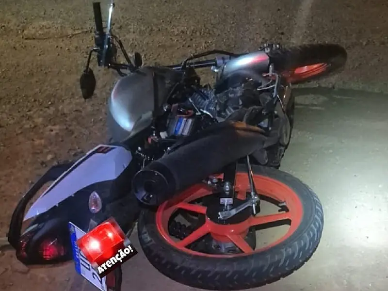 Mototaxista e passageiro ficam feridos em grave colisão na rodovia MS-306