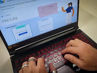 Pré-selecionados no Prouni têm até sexta-feira para comprovar informações e garantir bolsa