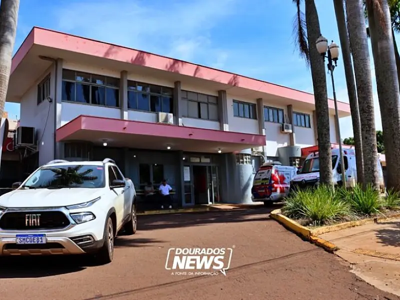 Homem é baleado na frente de casa e fica em estado grave em Dourados