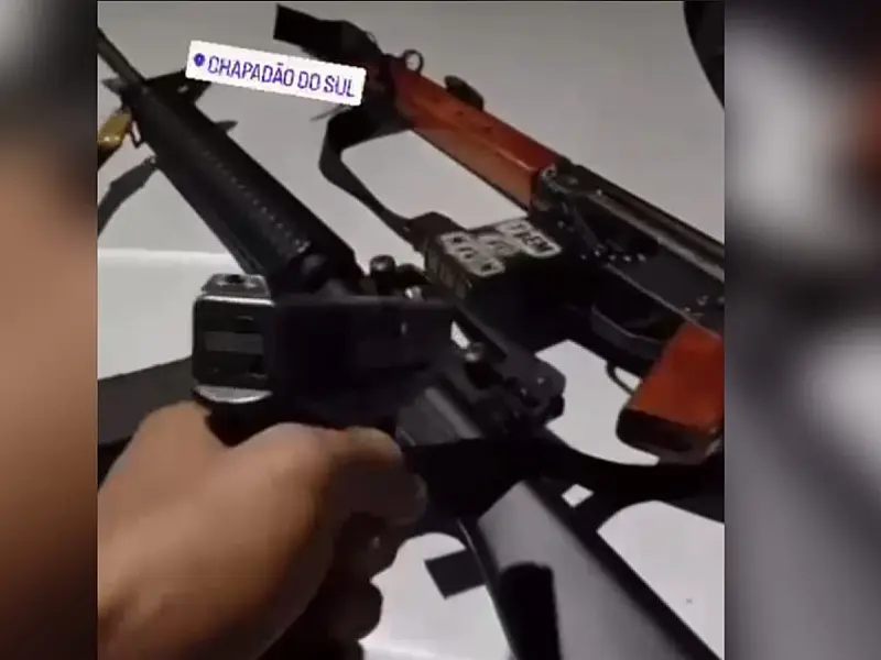 Vídeo: Suposto faccionado exibe armas em vídeo e coloca Chapadão do Sul como alvo
