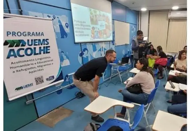 UEMS encerra neste domingo inscrições para voluntários ensinarem português a migrantes
