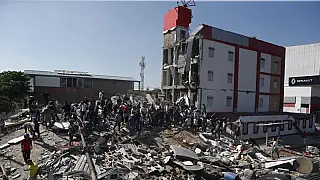 Terremoto de 7,4 deixa 111 mortos e faz Colômbia declarar emergência