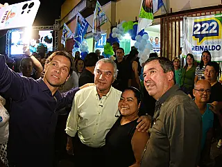 Reinaldo Azambuja reforça compromisso com municípios em comício com mais de mil pessoas em Paranaíba