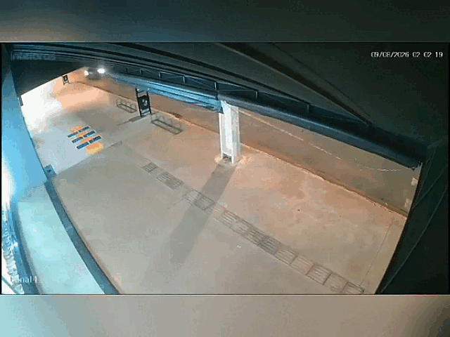 VÍDEO: Jovem morre após perder controle de carro e bater contra poste em Amambai