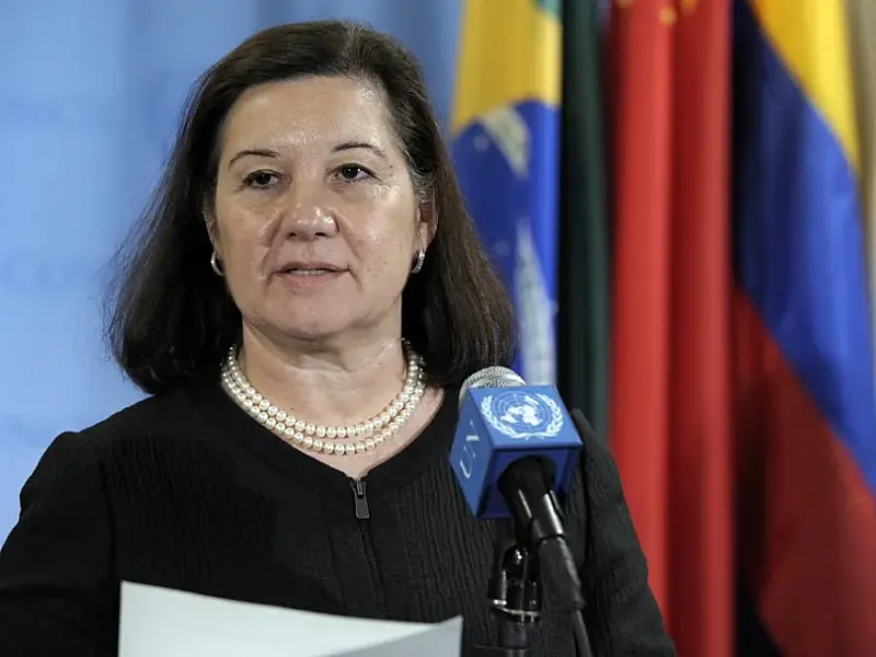 EUA revogam visto de embaixadora do Brasil em meio a impasse diplomático sobre indicação de novo embaixador