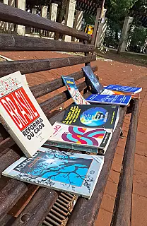 IHGMS distribui 2 mil livros de graça no dia 21 na Praça Ary Coelho
