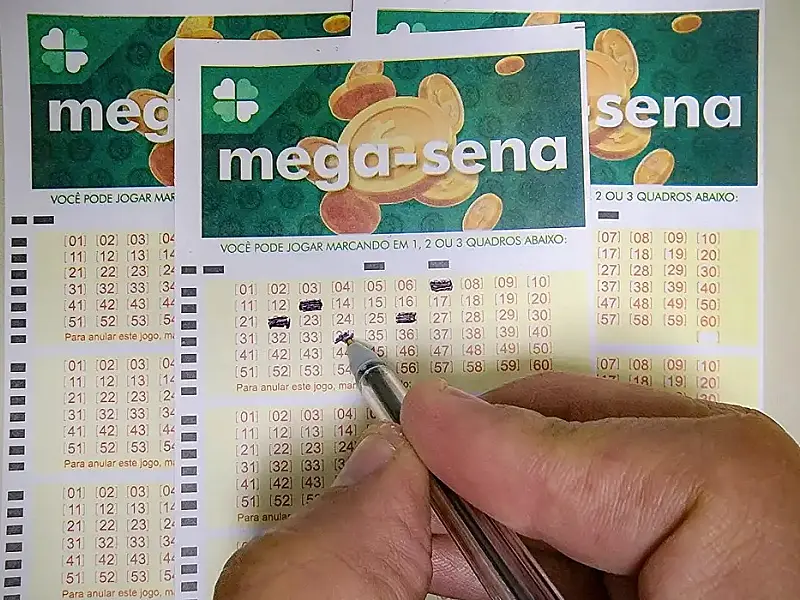 Mega-Sena acumula e próximo prêmio vai a R$ 150 milhões
