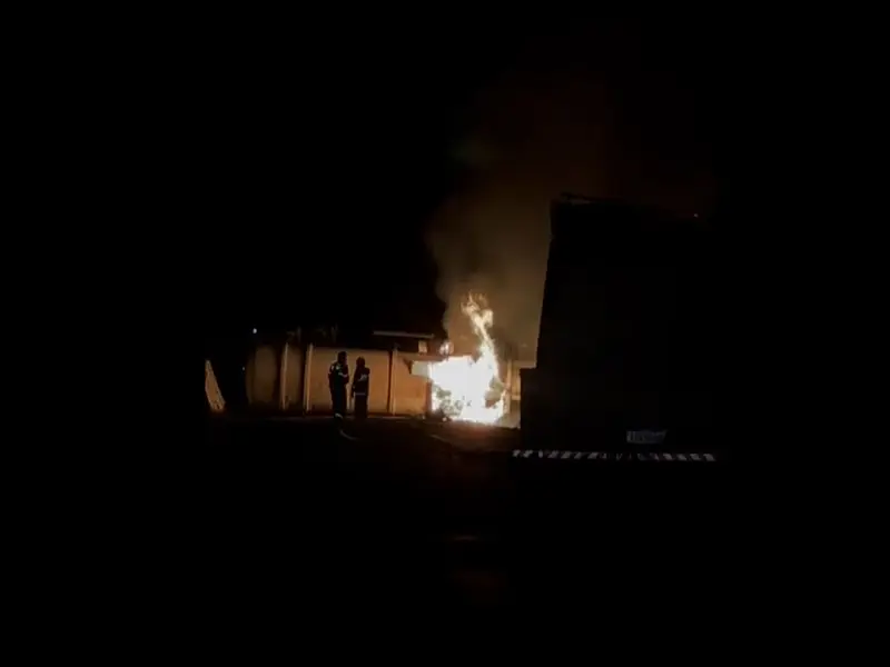 VÍDEO: Grave acidente entre Maracaju e Rio Brilhante deixa caminhão em chamas