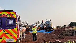 Trabalhador morre ao cair em caminhão de piche na BR-163, em Jaraguari