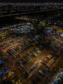Retrocar MS atrai mais de 30 mil pessoas com 939 carros na Praça do Papa