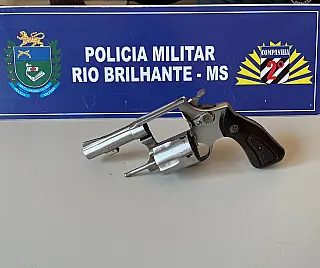 Briga termina com dois presos e revólver apreendido em Rio Brilhante