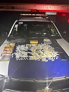 Força Tática apreende mais de 300 'paradinhas' de cocaína em Campo Grande