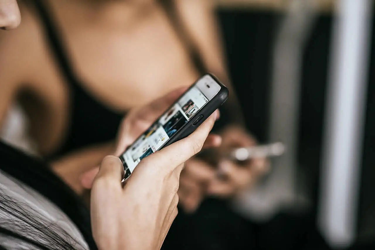 Investigação apura agressão e registro de imagens íntimas de adolescente em Campo Grande