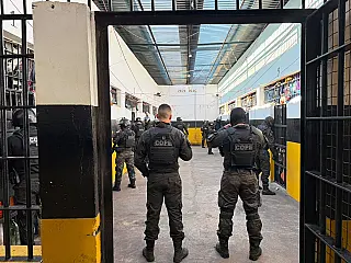 Polícia Penal faz operação em presídio de Jardim contra celulares e comunicação ilegal