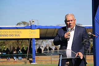 Petrallás mira formação de atletas e cidadãos com novo centro de futebol em MS