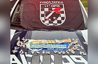 Denúncia pelo 181 faz Força Tática fechar boca de fumo no Jardim Anache