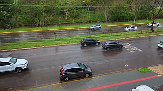 Defesa Civil alerta para queda de até 5°C em Campo Grande após sábado de chuva