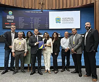 Comércio entrega manifesto com 14 propostas de melhorias aos deputados de MS