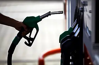 Governo reduz tributos sobre gasolina e zera PIS/Cofins do etanol por 30 dias