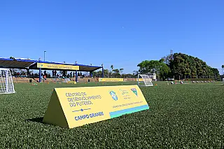Petrallás anuncia possível recapeamento da MS-010 e ciclovia perto de novo centro de futebol