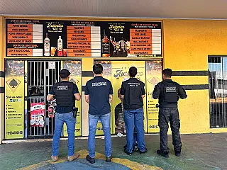 Fiscalização encontra drogas, bebidas suspeitas e prende homem procurado em Campo Grande