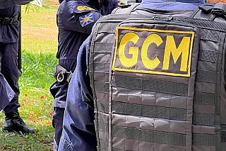 Prefeitura afasta por 60 dias GCM preso por suspeita de cárcere contra esposa no Nova Lima