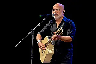 Três dias antes da tragédia, Rick cantou ao lado de Renner para uma multidão em Campo Grande