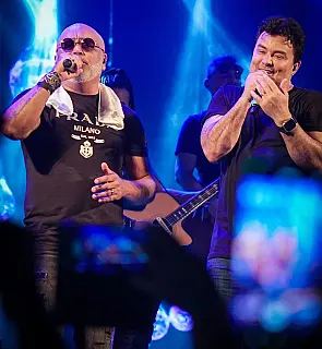 Fim de semana tem sertanejo, feiras, teatro e atrações para toda a família