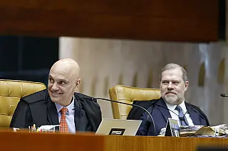 Maioria dos eleitores vê interesses próprios por trás de decisões do STF, aponta pesquisa