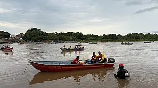 Mergulhadores da Capital entram nas buscas por homem sumido no Taquari