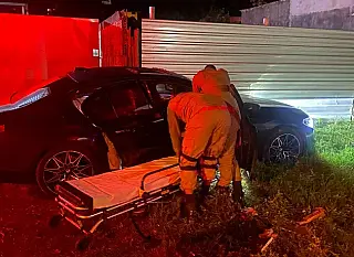 Dois homens são mortos a tiros dentro de BMW na região central de Bonito