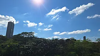Altas temperaturas e umidades deixam tempo instável neste sábado
