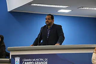 Mais da metade do asfalto de Campo Grande já ultrapassou vida útil e precisa de recapeamento
