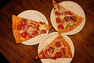 Inspirada nas pizzas de Nova York, fatia de 22 cm chega a Campo Grande