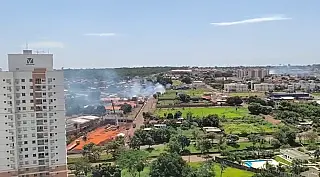 AGORA: explosão em transformadores deixa moradores sem energia elétrica no Bairro São Francisco