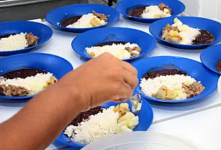 Ministério Público apura suspeita de 'desvio' de merenda escolar em Miranda