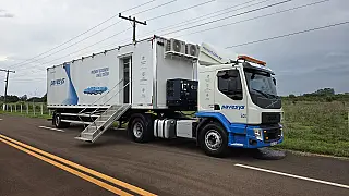 Caminhão com laser e inteligência artificial avalia a estrutura da BR-163 em MS