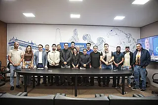 CPI do tapa-buraco ganha assinatura de liderança da prefeita e tem unanimidade na Câmara