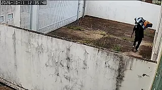 Ladrão invade imóvel durante feriadão, volta horas depois e segue à solta na Capital